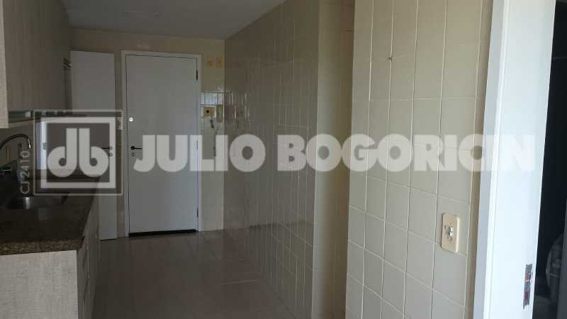 eef32b3b-7d9e-4c8c-bdad-8414ca - 21