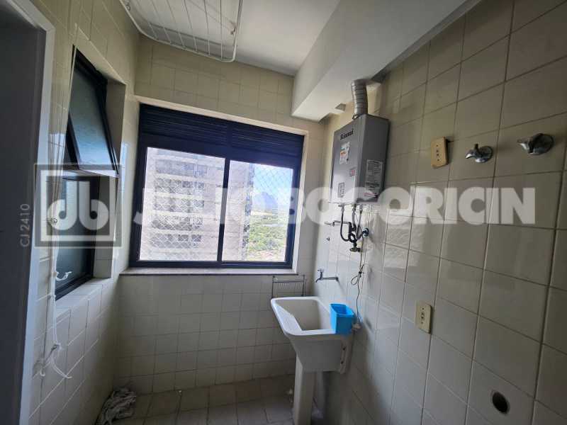 0705b94d-766d-452f-a158-42b6da - 28