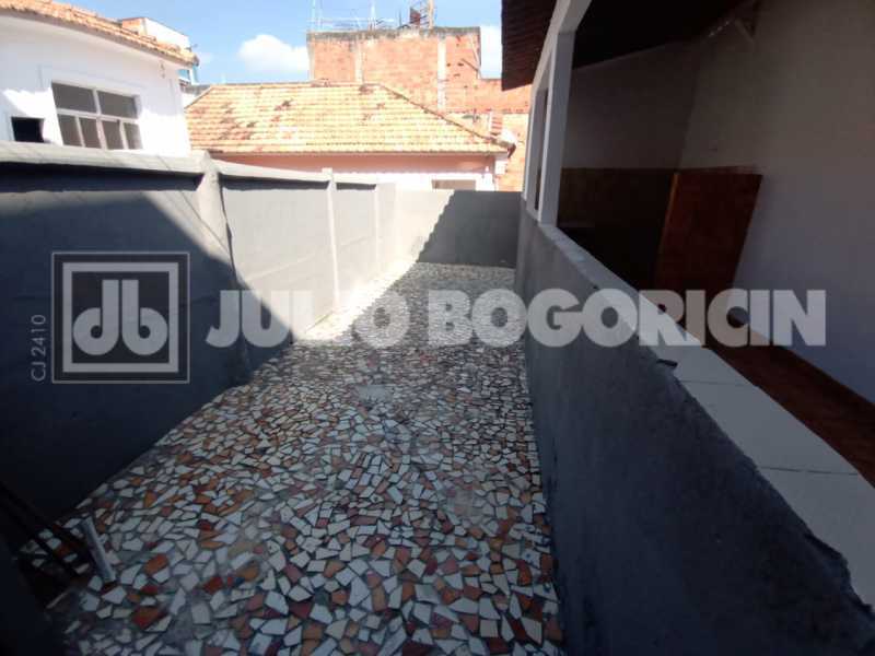 CASA02 VARANDA E ÁREA03 - Cop - 23