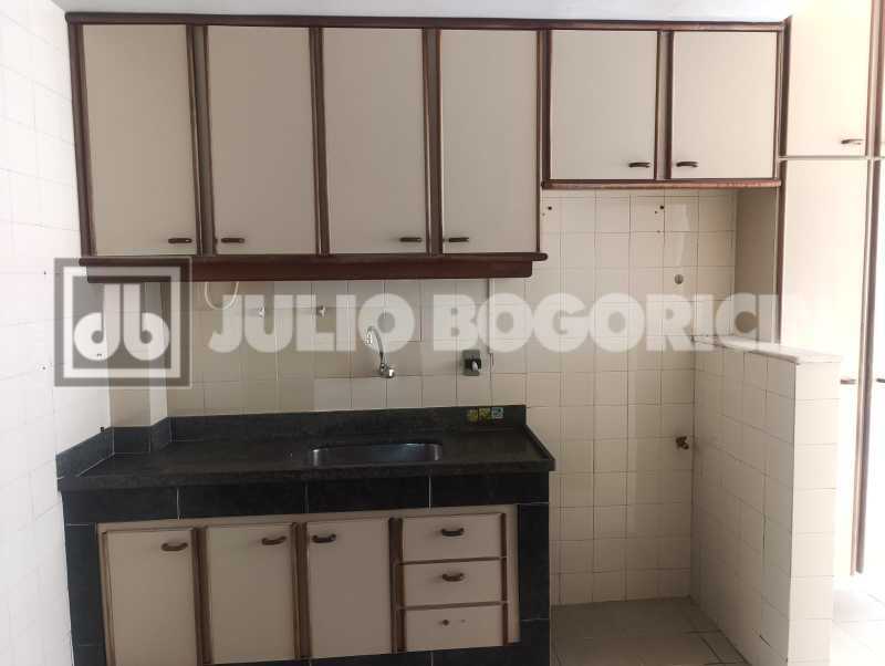 13 COZINHA. - 14