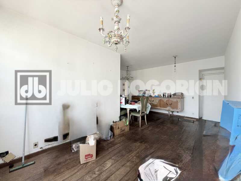 Sala - 7