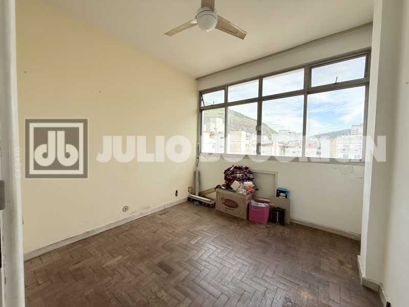 Quarto Frente 1 - 11