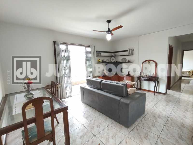 04Bancariosvarandasalaamplasal - 2