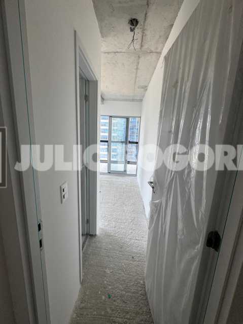 3327d60e-248e-43ff-bb01-e3fe7d - 16