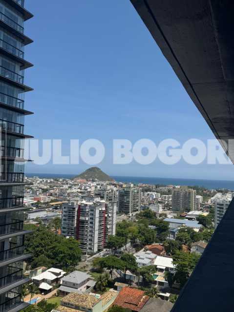 4af46fea-8fa0-4a81-b490-720d76 - 1