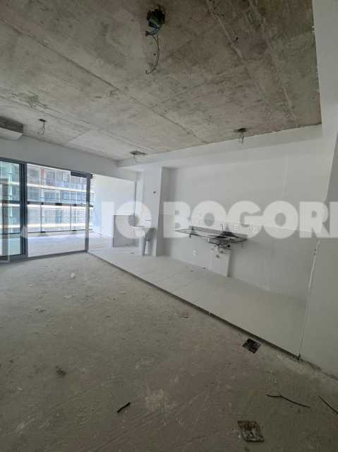 653af061-1729-456f-90e3-be0d27 - 7