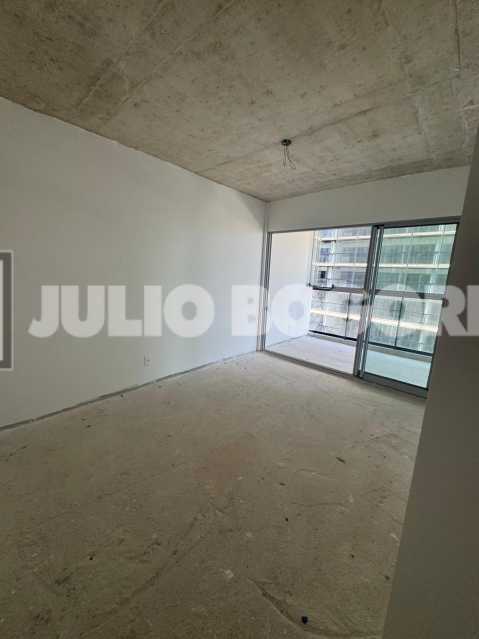 a2bfb618-6b93-4b1c-88fb-7d7333 - 13