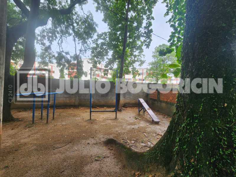 22portuguesaapto3quartoscondom - 22