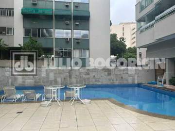 Ótima localização - Imperdível, prédio mais cobiçado da região, apartamento no Focus, varanda, sala para 2 ambientes, 2quartos, suíte, banheiro social, cozinha planejada,1 vaga, portaria 24h, infra total. - JBT207303