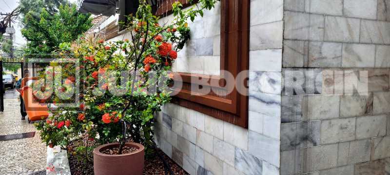 7b9a7a6c-6193-46d1-868a-04b3f8 - 10