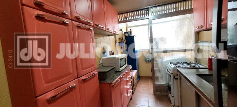 6161a628-c13f-48ad-b33f-57ec98 - 25