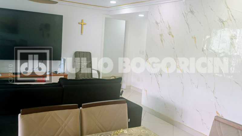 0a0cbb14-c1cc-4d8f-8f30-6e3ada - 19