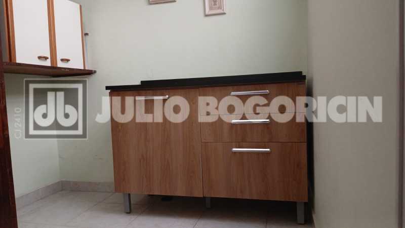 b242d090-77bf-440a-9adb-cf0d2d - 20