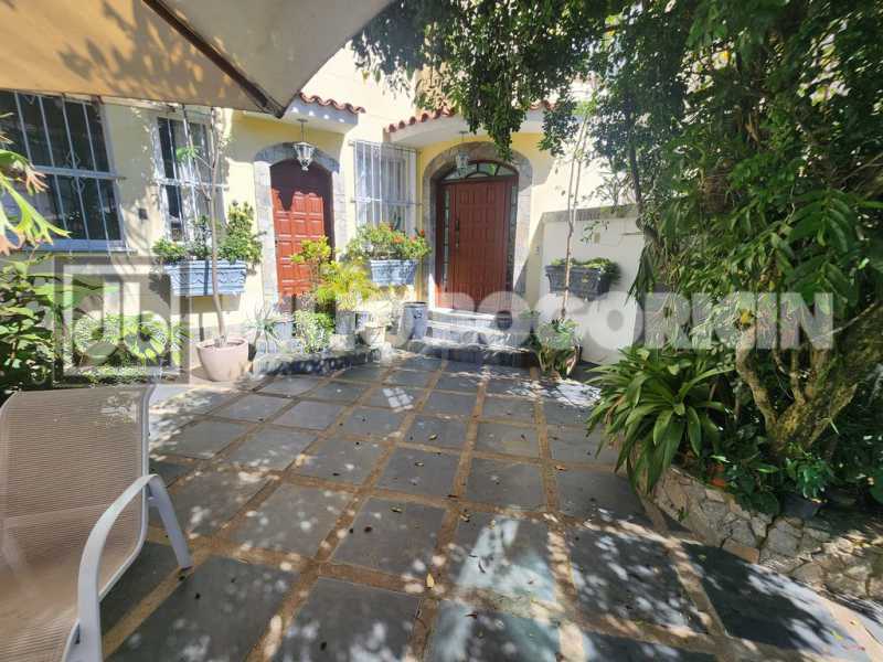 31jardimguanabaraapto3quqrtos1 - 31