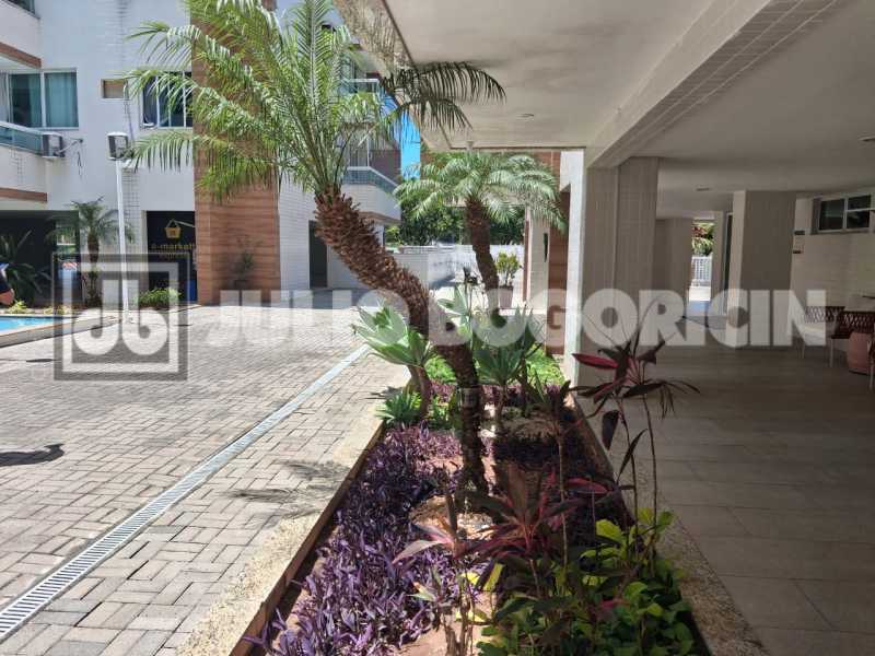 a5202674-dbb3-471f-83f9-a245a5 - 18