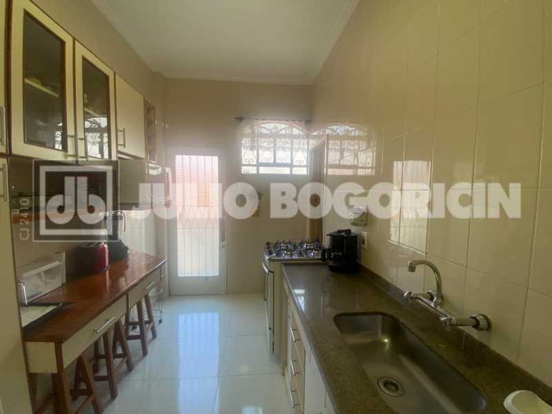 18jardimguanabaraaptoterreo2qu - 18