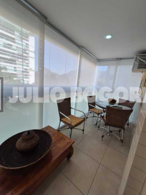 69341726-f208-4868-9eb3-6e8ead - 23