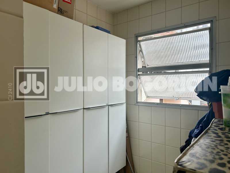 Conheça IMG_5380. do imóvel - Rua Homem de Melo, 300m do Metrô Uruguai, Reformado, Salão 3 ambientes (tábuas corridas), 4 quartos (1 suíte), Armários Planejados, copa-cozinha ampla, dependências empregada, 2 vagas escriturada. - JBT43325 - 30 IMG_5380. - 30