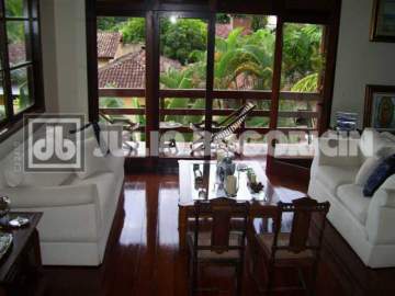 Imperdível - Linda Casa em Condomínio - Duplex - Residencial - Itanhangá - 5 quartos ; 2 suítes - Piscina e muito verde! - JBBO6020