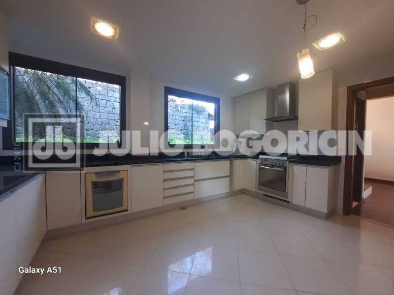 Conheça ITA 26. do imóvel - Linda Casa em Condomínio - Duplex - Residencial - Itanhangá - 5 quartos ; 2 suítes - Piscina e muito verde! - JBBO6020 - 6 ITA 26. - 6