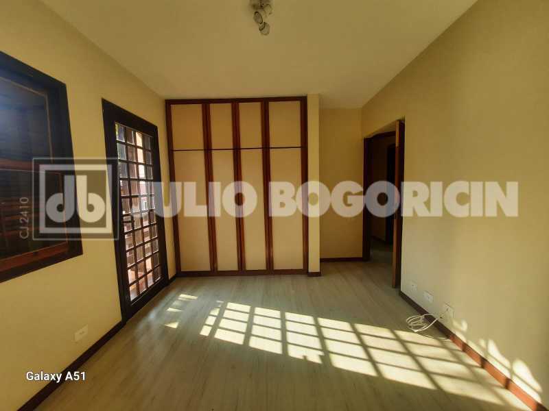 Conheça ITA 28. do imóvel - Linda Casa em Condomínio - Duplex - Residencial - Itanhangá - 5 quartos ; 2 suítes - Piscina e muito verde! - JBBO6020 - 11 ITA 28. - 11