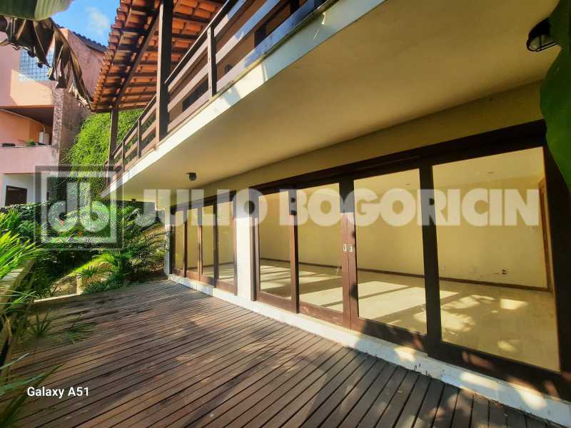 Conheça ITA 43. do imóvel - Linda Casa em Condomínio - Duplex - Residencial - Itanhangá - 5 quartos ; 2 suítes - Piscina e muito verde! - JBBO6020 - 24 ITA 43. - 24