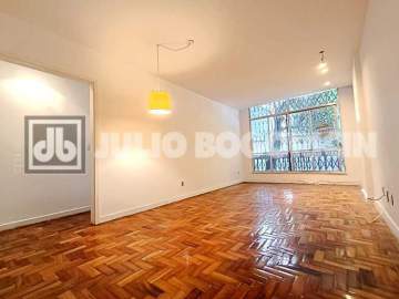 Ótima localização - COPACABANA, POSTO 4, 2 QUARTOS COM DEPENDÊNCIAS, SILENCIOSO - JBC29980