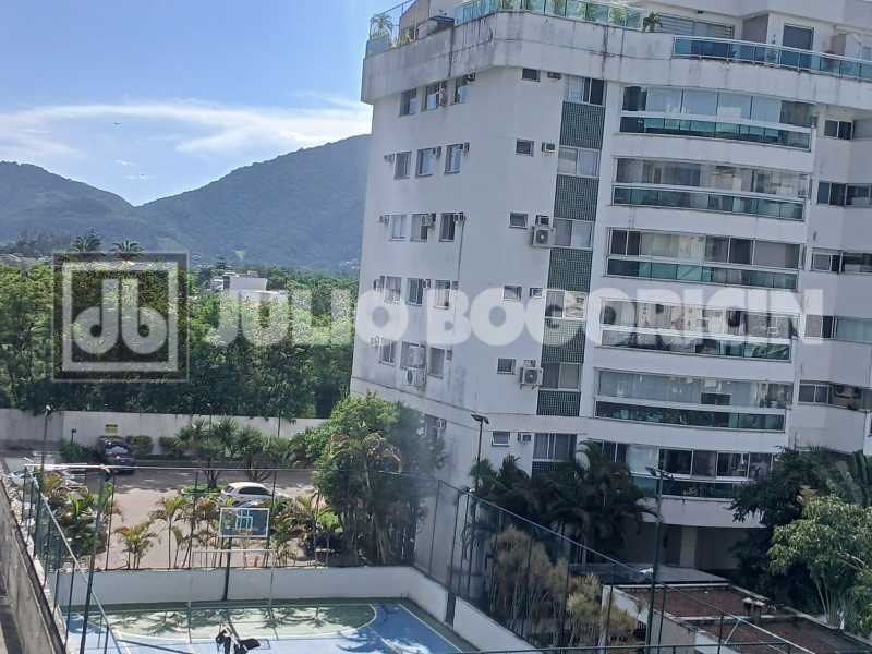 5da9a4ed-0bbe-44a5-b8b3-090425 - 16