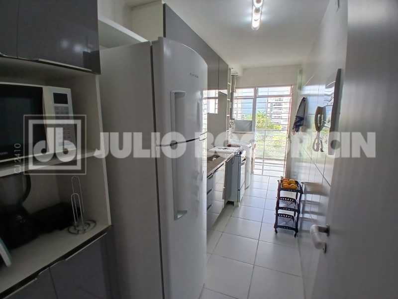 20aefadb-68c3-4c4e-9924-6594b5 - 15