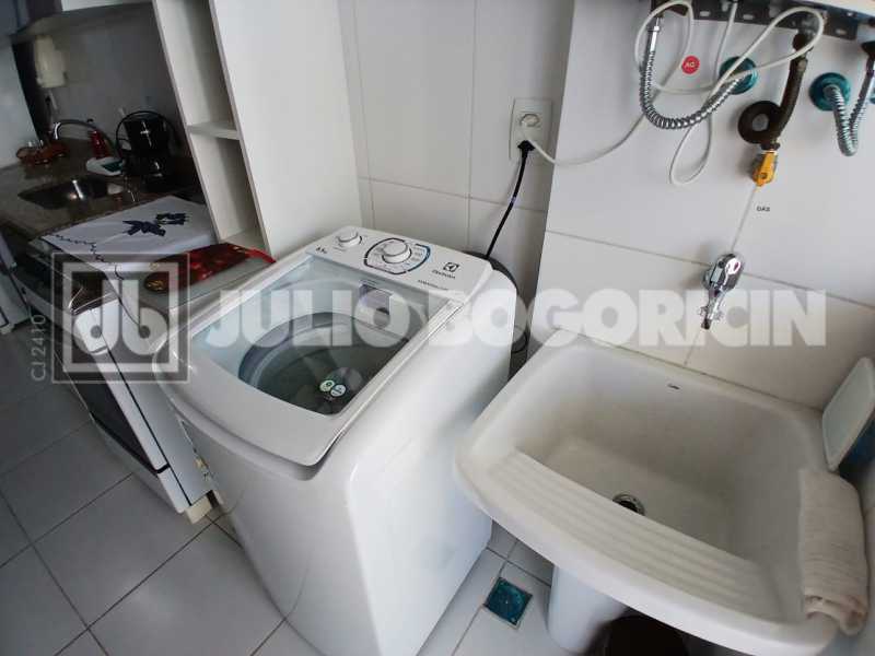 b5831208-4f76-4685-b36b-18fc1d - 29