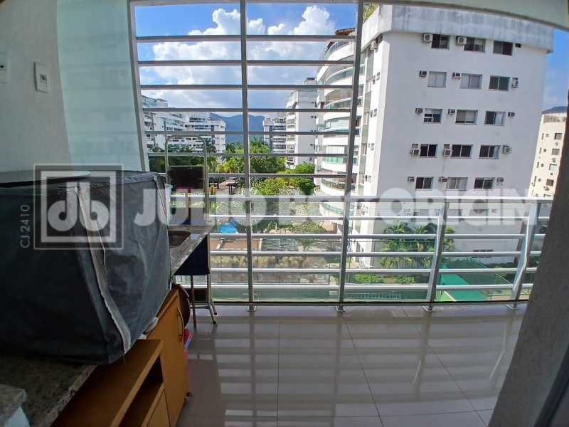 fdddaa5f-3c84-43e2-8d38-e51007 - 33