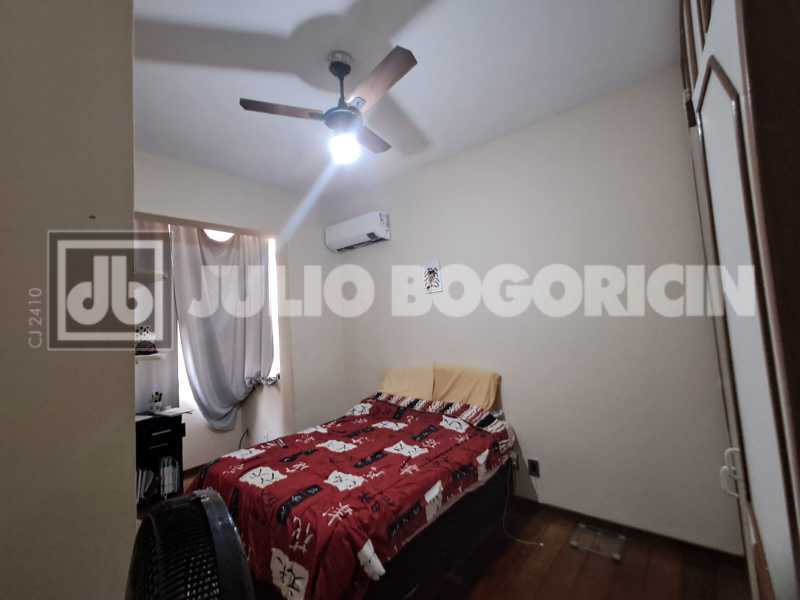 Conheça WhatsApp Image 2026-02-09 at 1 do imóvel - Maravilhosa localização , juntinho ao metrô Flamengo , apto com 02qtos amplos banheiro social cozinha e dependências completas 01vaga - JBF29523 - 12 WhatsApp Image 2026-02-09 at 1 - 12