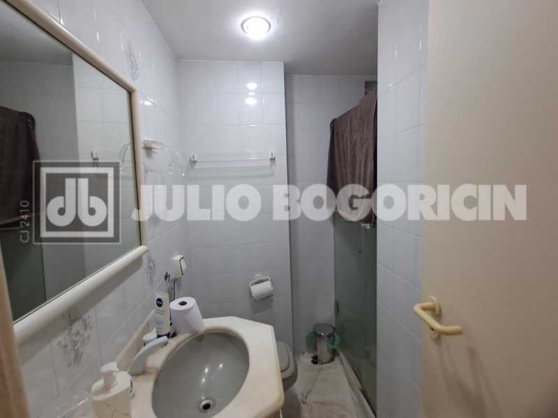 Conheça WhatsApp Image 2026-02-09 at 1 do imóvel - Maravilhosa localização , juntinho ao metrô Flamengo , apto com 02qtos amplos banheiro social cozinha e dependências completas 01vaga - JBF29523 - 15 WhatsApp Image 2026-02-09 at 1 - 15