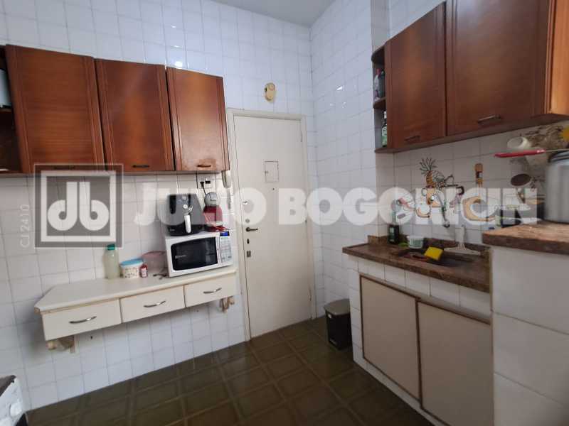 Conheça WhatsApp Image 2026-02-09 at 1 do imóvel - Maravilhosa localização , juntinho ao metrô Flamengo , apto com 02qtos amplos banheiro social cozinha e dependências completas 01vaga - JBF29523 - 25 WhatsApp Image 2026-02-09 at 1 - 25