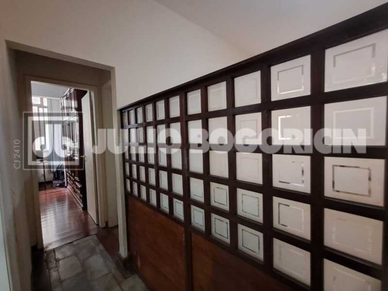 Conheça WhatsApp Image 2026-02-09 at 1 do imóvel - Maravilhosa localização , juntinho ao metrô Flamengo , apto com 02qtos amplos banheiro social cozinha e dependências completas 01vaga - JBF29523 - 11 WhatsApp Image 2026-02-09 at 1 - 11