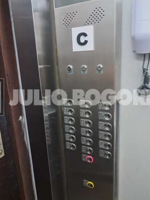 Conheça WhatsApp Image 2026-02-09 at 1 do imóvel - Maravilhosa localização , juntinho ao metrô Flamengo , apto com 02qtos amplos banheiro social cozinha e dependências completas 01vaga - JBF29523 - 29 WhatsApp Image 2026-02-09 at 1 - 29