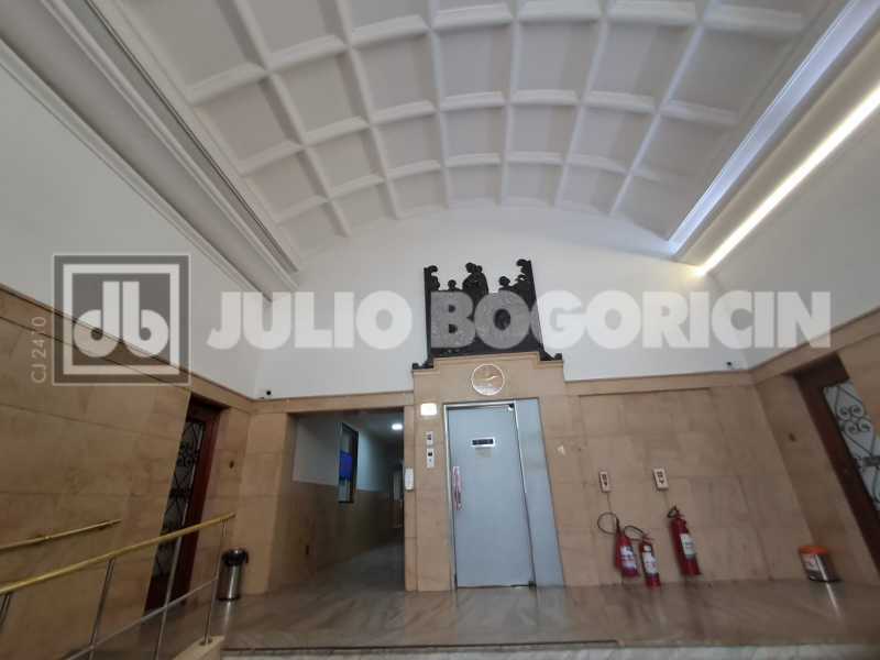 Conheça WhatsApp Image 2026-02-09 at 1 do imóvel - Maravilhosa localização , juntinho ao metrô Flamengo , apto com 02qtos amplos banheiro social cozinha e dependências completas 01vaga - JBF29523 - 35 WhatsApp Image 2026-02-09 at 1 - 35