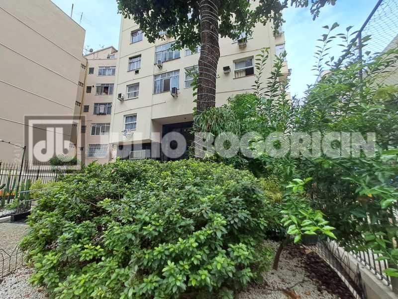 Conheça WhatsApp Image 2026-02-09 at 1 do imóvel - Maravilhosa localização , juntinho ao metrô Flamengo , apto com 02qtos amplos banheiro social cozinha e dependências completas 01vaga - JBF29523 - 36 WhatsApp Image 2026-02-09 at 1 - 36