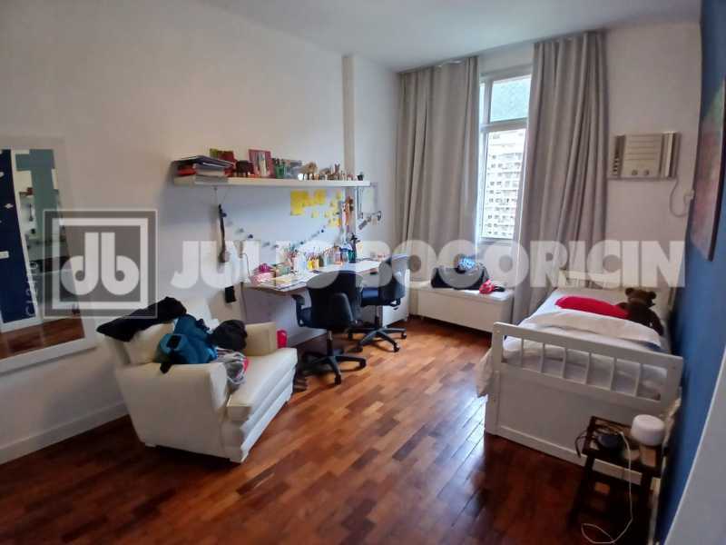 77bbbe46-eb0d-4b65-8376-727ad7 - 5