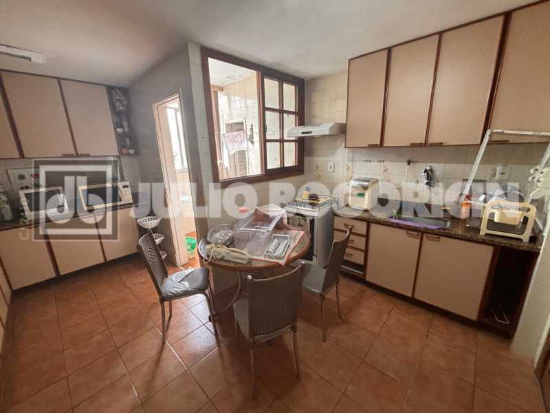 ed41cbb5-41c0-4349-a35a-1986ea - 19