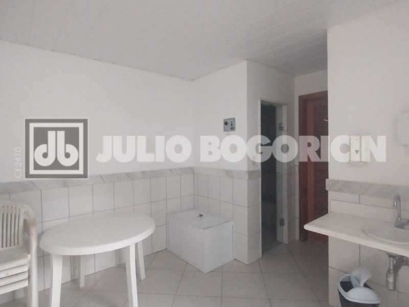 2e015179-01a4-43b8-8666-031420 - 18