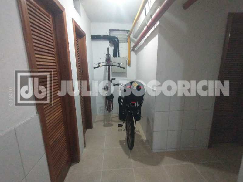 4fb21b6b-ad64-4fed-89fd-3ca1a0 - 20