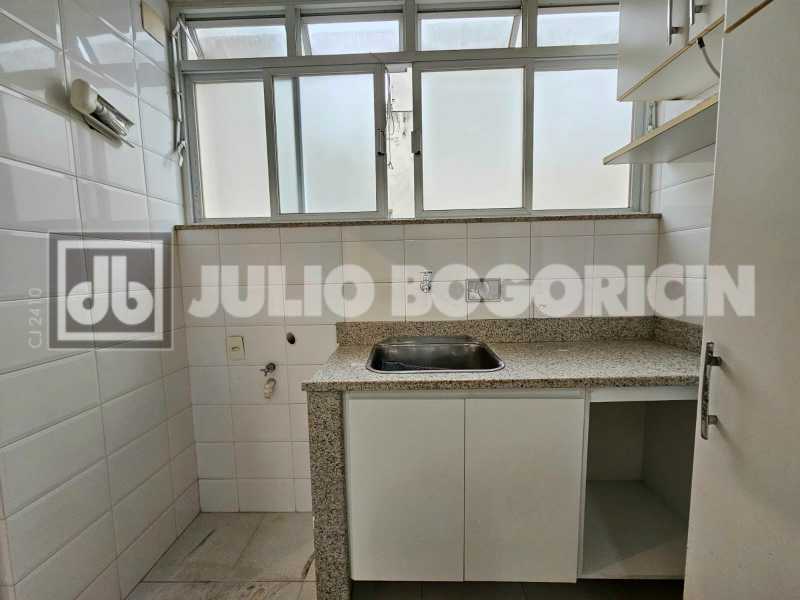 7f2048e6-f675-418e-ba95-182860 - 30