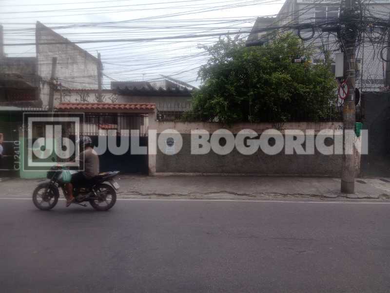 af63d59c-1dc6-42e5-b6c2-542747 - 40