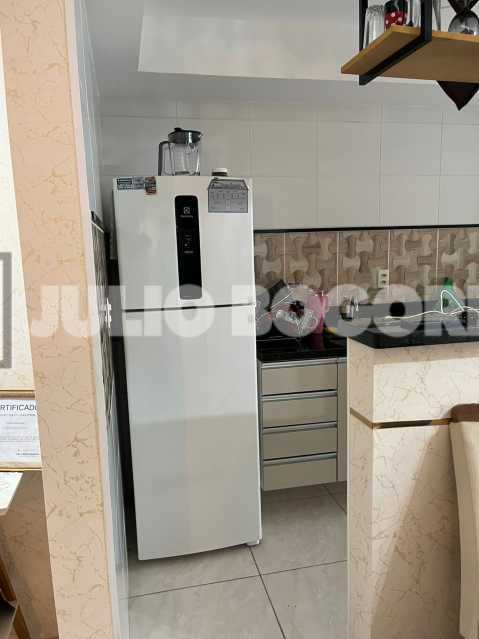 f33a96d5-4b40-4aaa-b22f-0db688 - 23