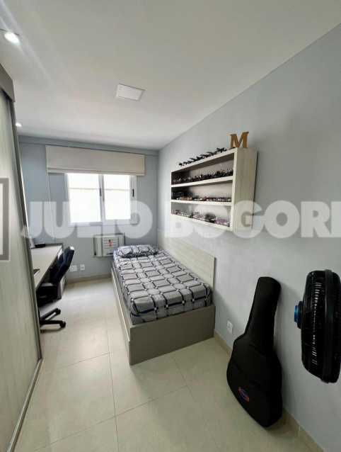 1772055600917_1. - 25