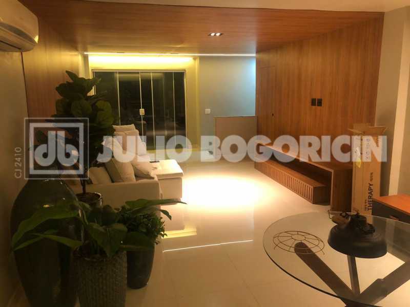 e807f41c-ee7c-49b9-9e5a-295b08 - 11