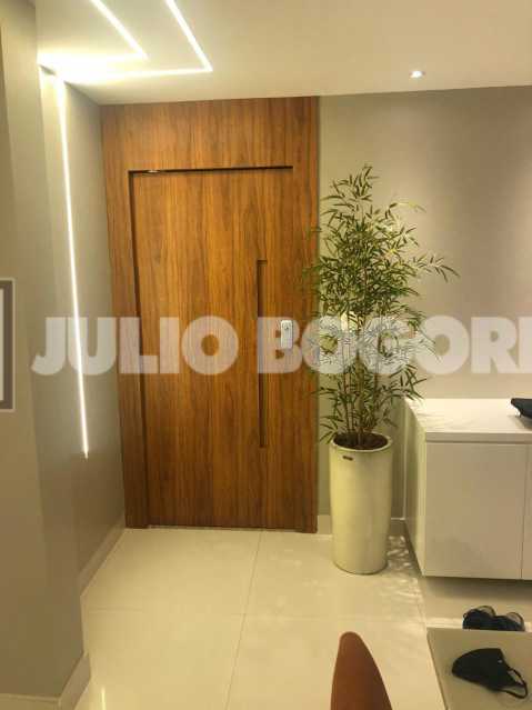 e32269e0-c0ef-4644-afb1-75adde - 21