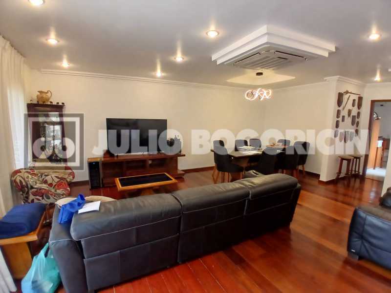 9a6b5bd8-cc39-47ca-ba41-1a8799 - 7