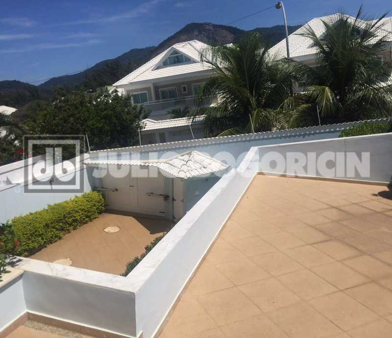 6911ae49-cf92-401b-a823-61e849 - 17